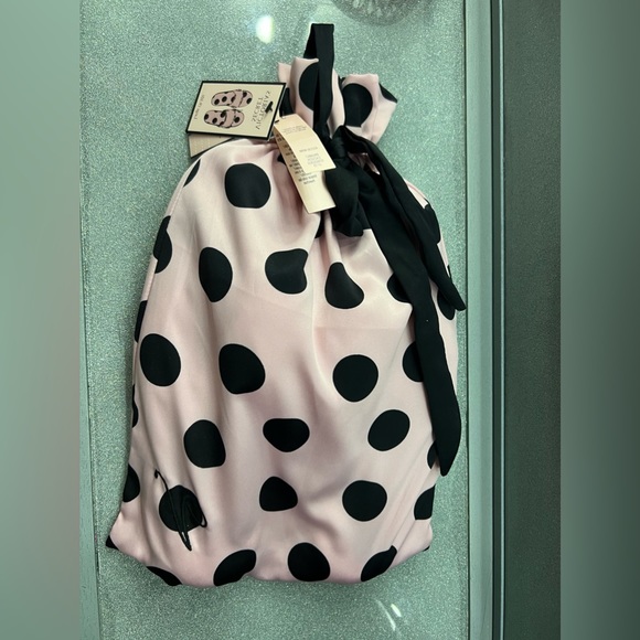 Victoria Secret Slippers - Picture 2 of 3